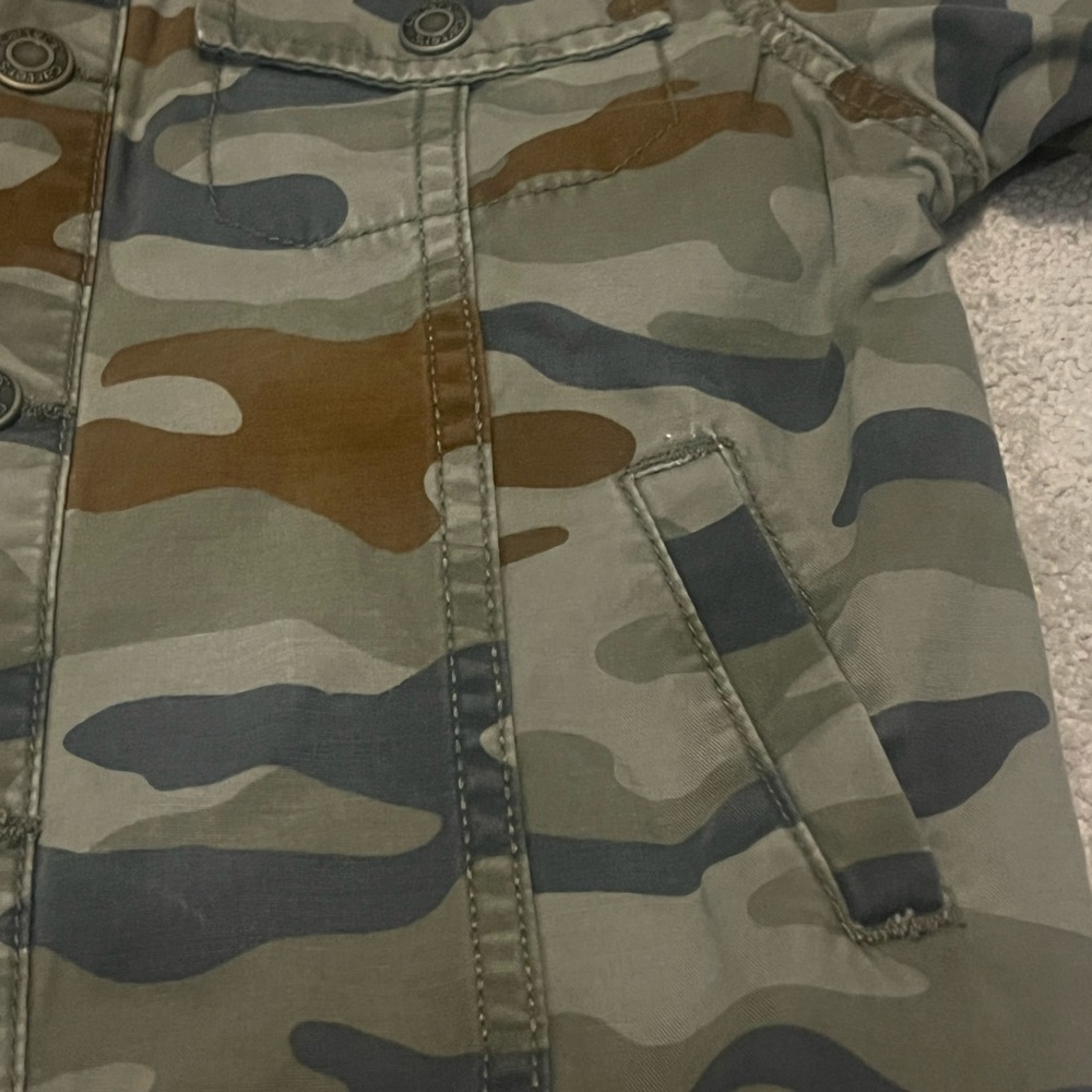Carters boys blue , brown, green camouflage jacket with snap buttons - Picture 6 of 13